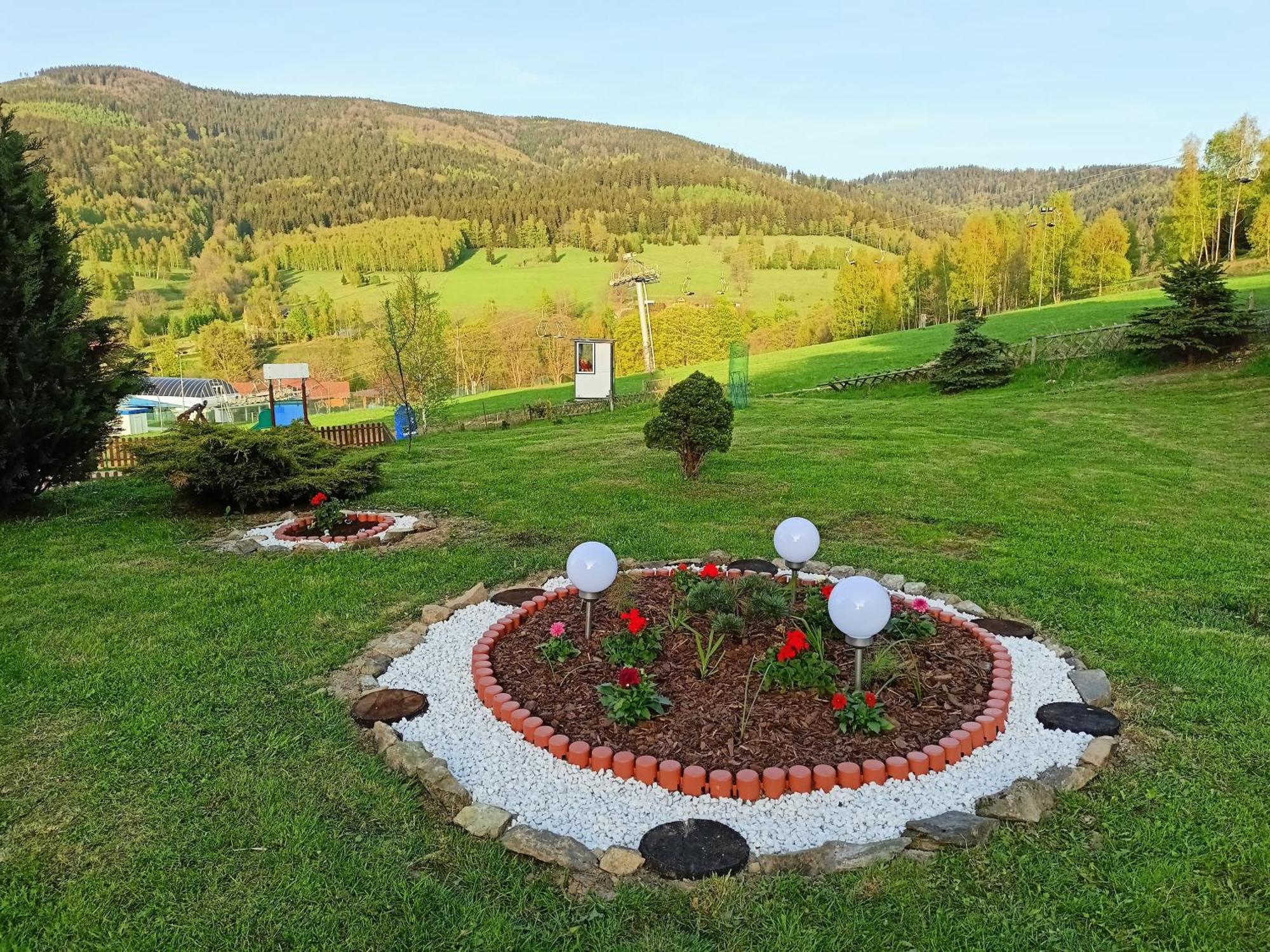 Pensjonat Zielone Wzgorze W Boleslawowie Stronie Śląskie Buitenkant foto